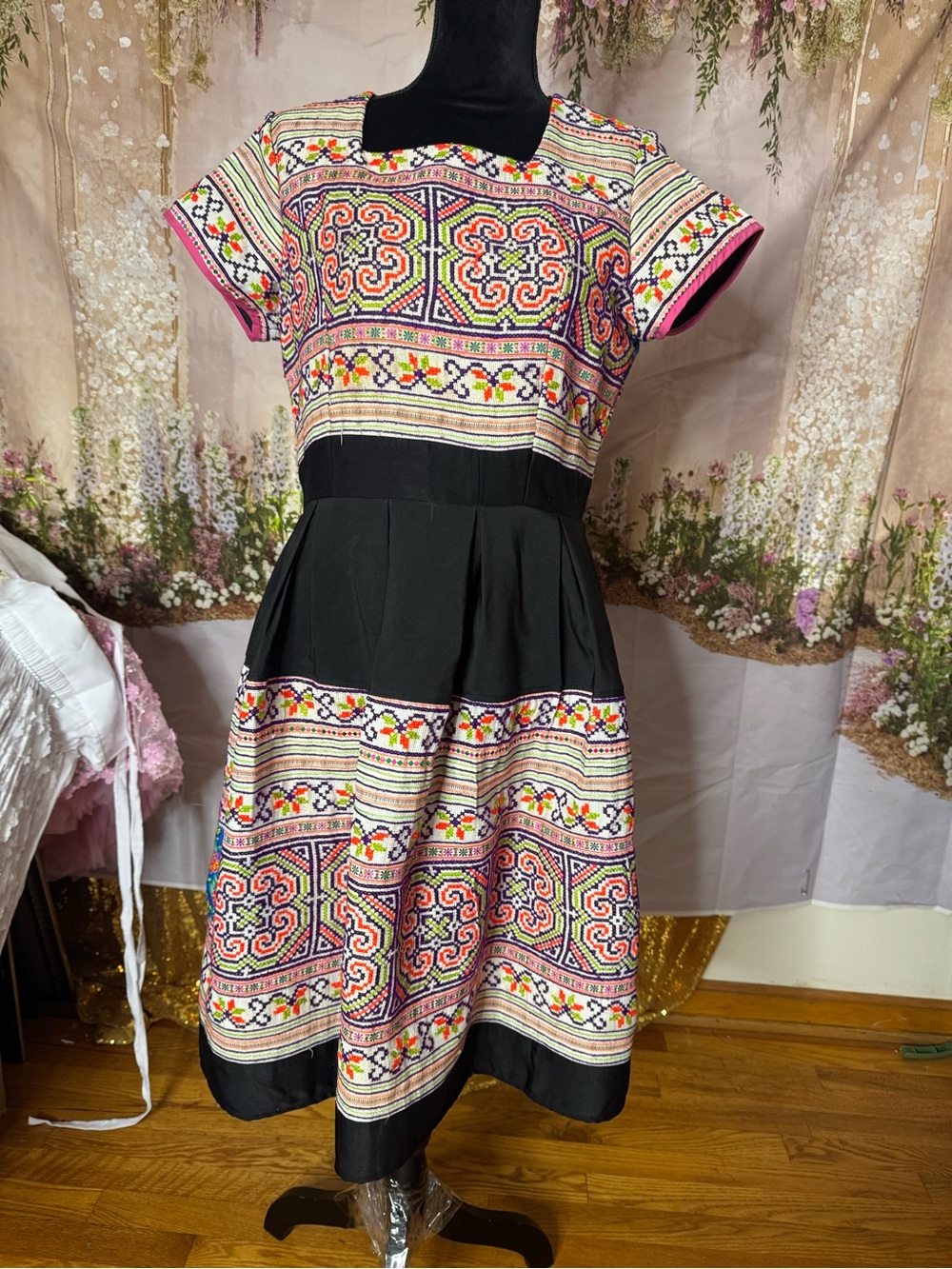 hmong dress modern